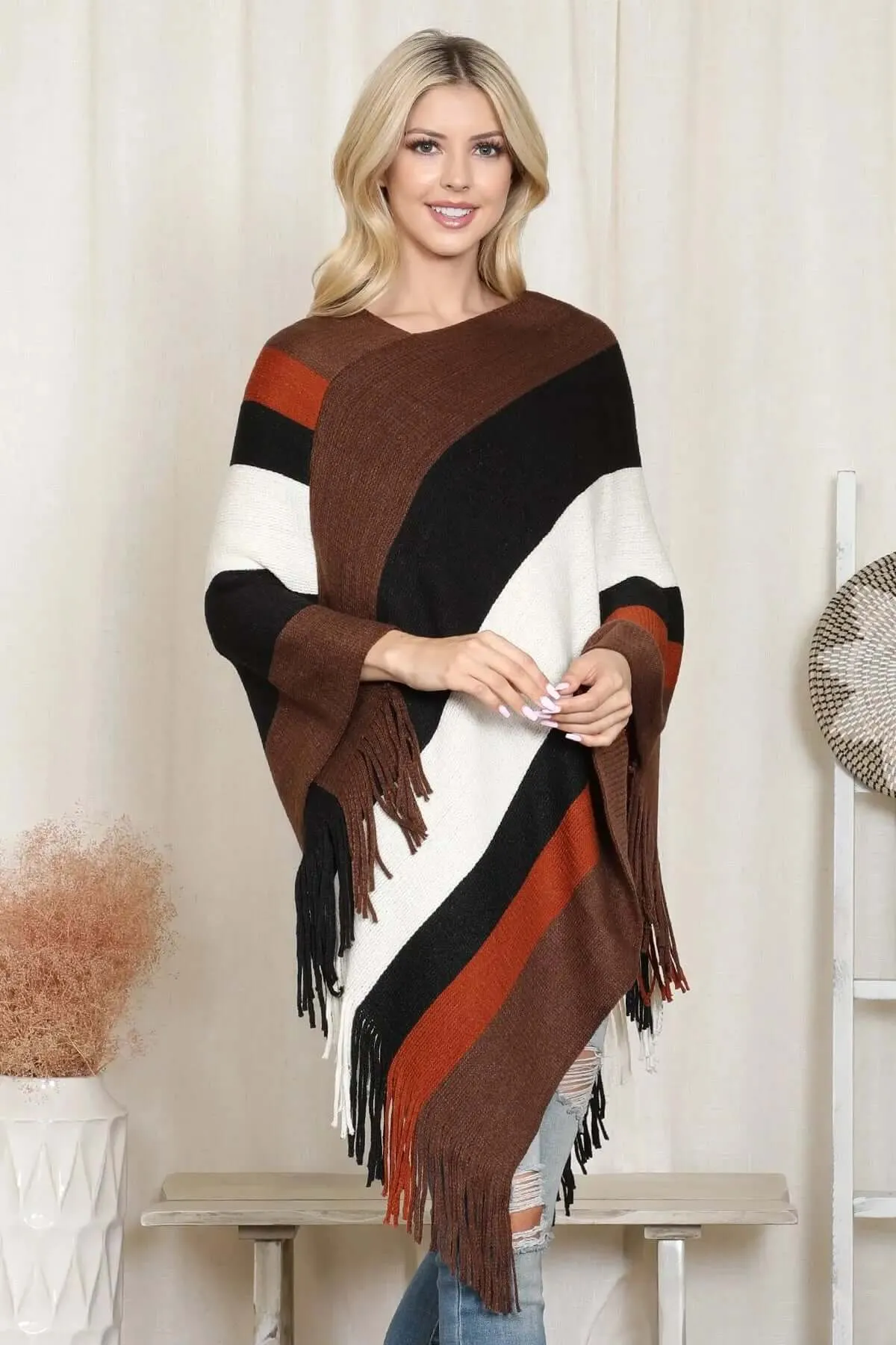 Hdf2099 - Color Block Fringe Poncho