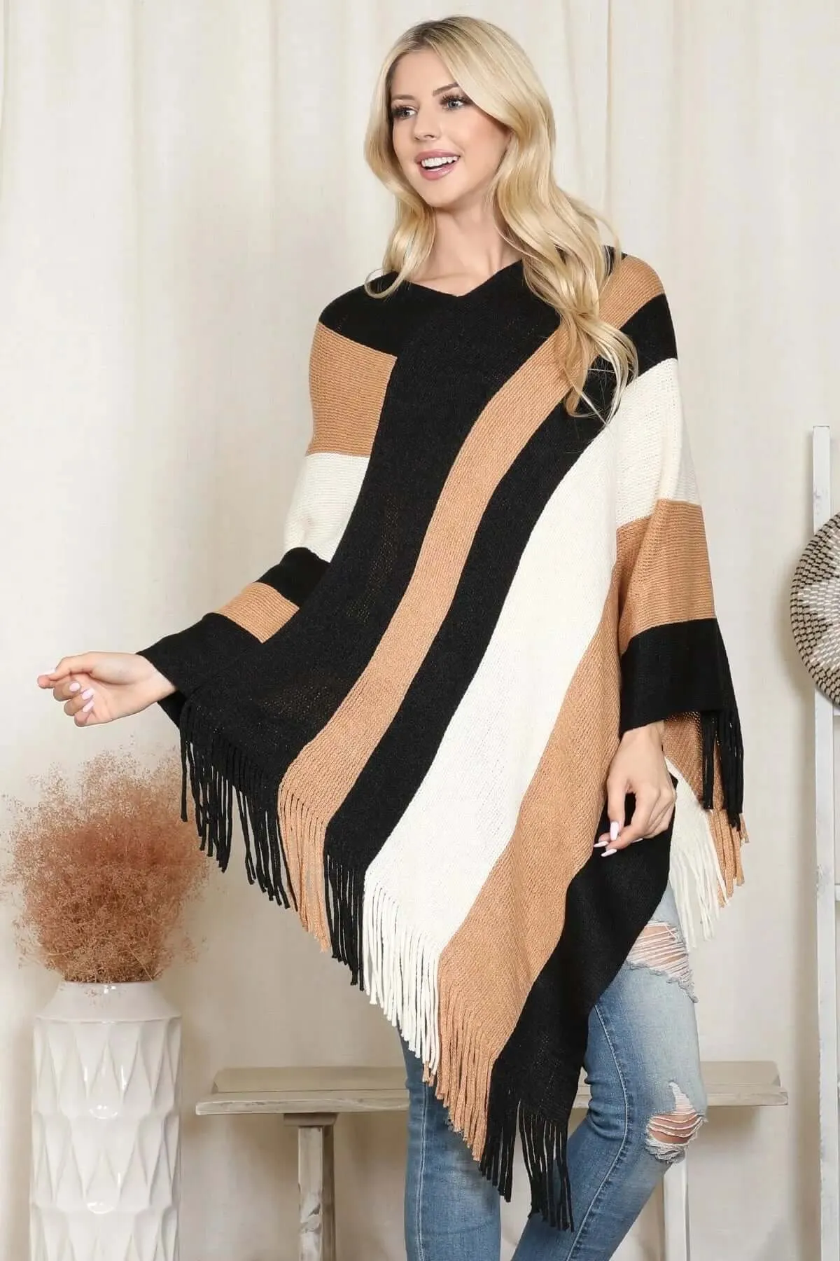 Hdf2099 - Color Block Fringe Poncho