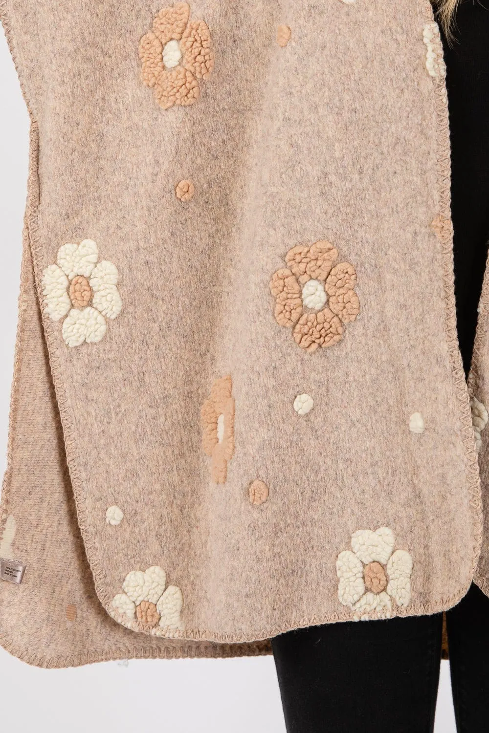 P6180 Floral Fleece Kimono