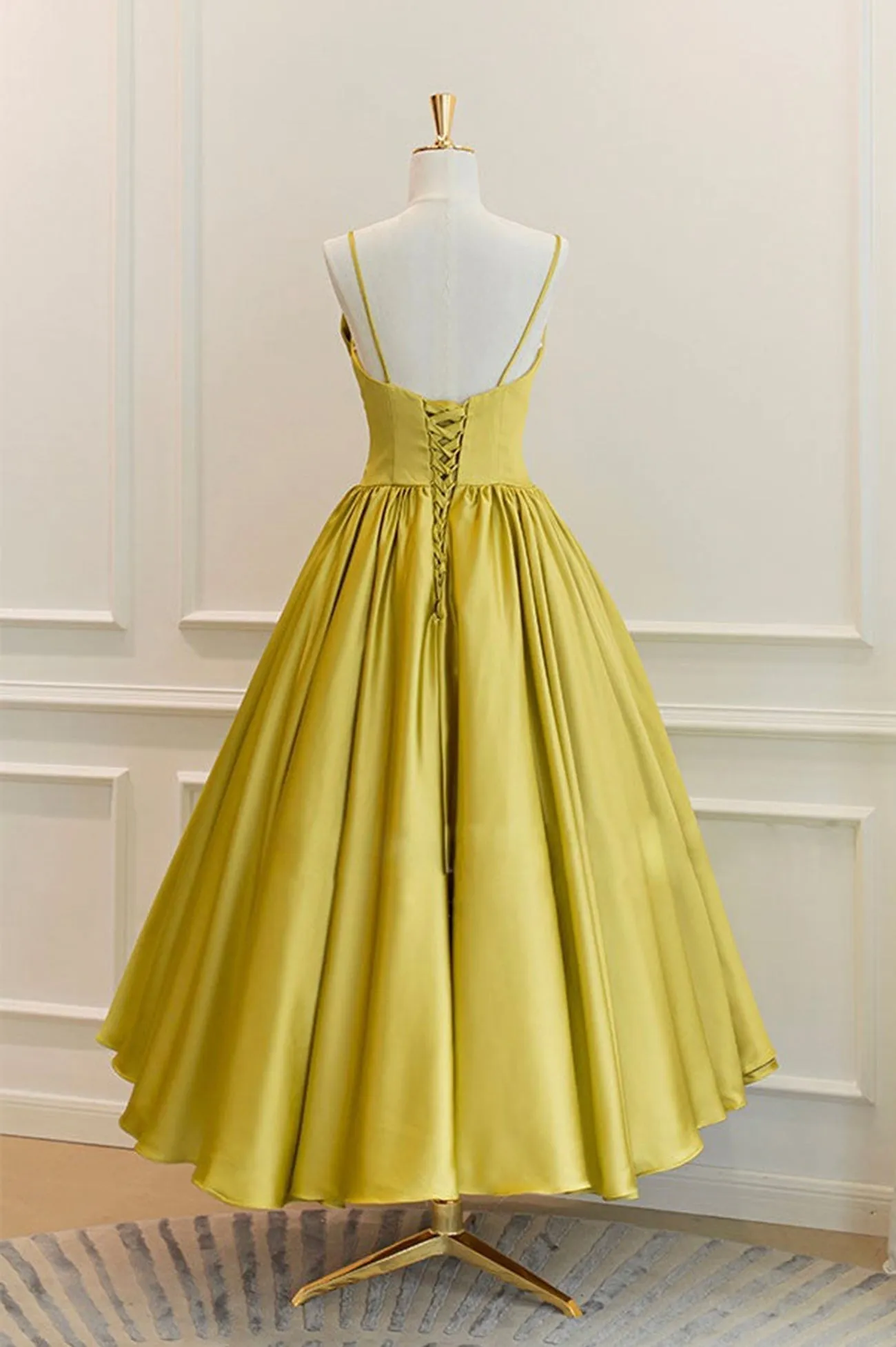 Yellow Satin Short Prom Dresses, Cute A-Line Bow Homecoming Dresses